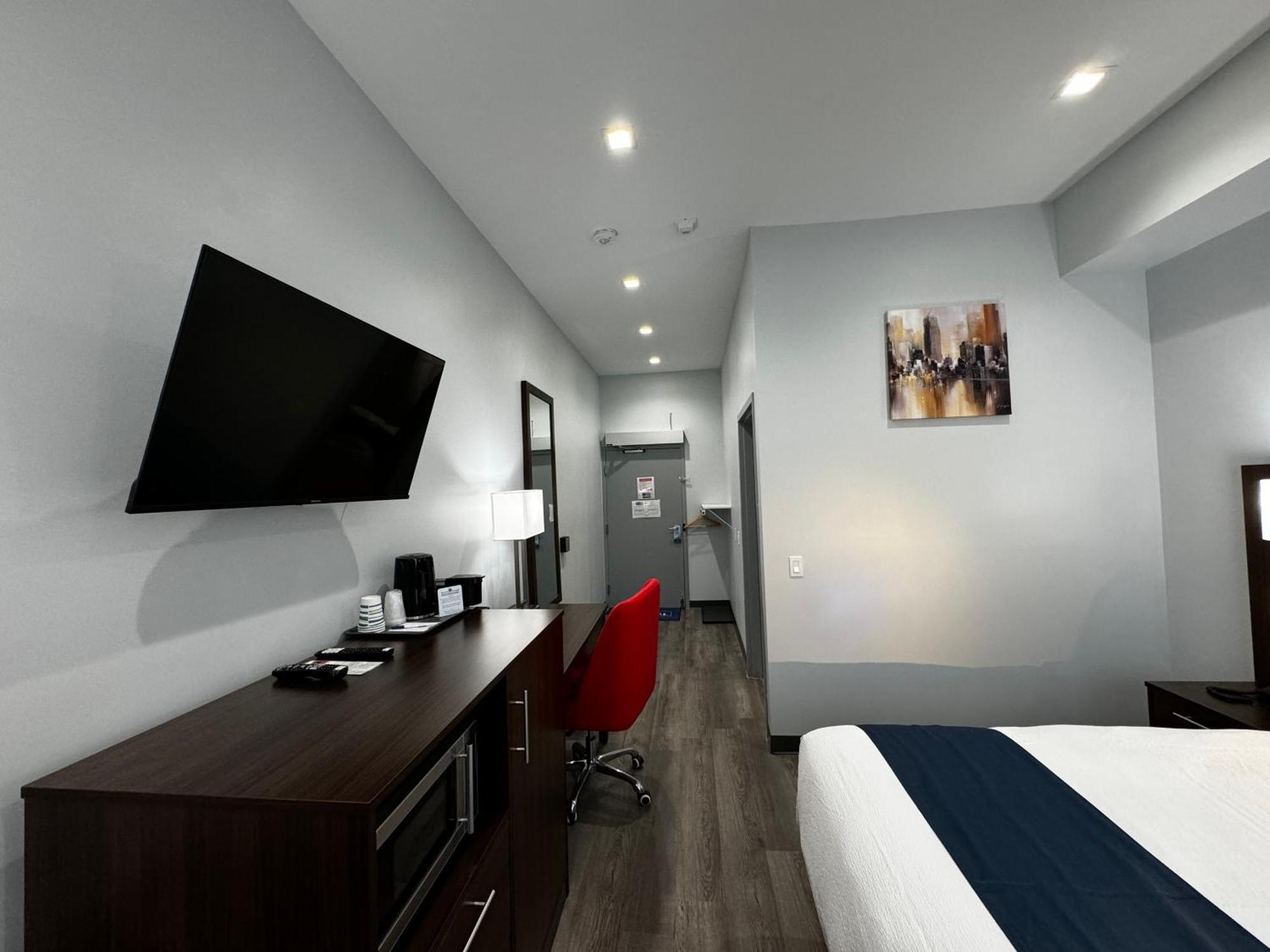 Travelodge By Wyndham Cochrane Exterior foto
